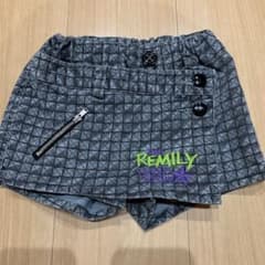 ショートパンツ　100のサムネイル