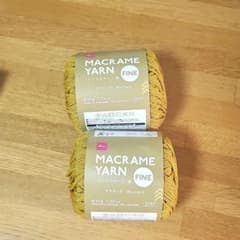 ダイソー マクラメヤーン マスタード　2玉のサムネイル