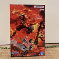 ワンピース フィギュアのサムネイル