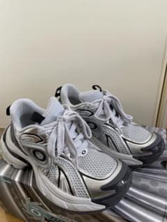 OLD ORDER シルバー　スニーカーのサムネイル