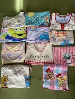 保育士エプロン　介護士　ママ　先生　エプロン　新品入り　まとめ売り　ディズニーのサムネイル