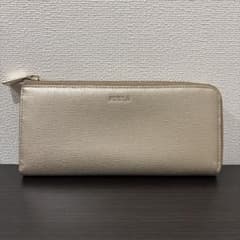 FURLA ラウンドファスナー長財布 ゴールドのサムネイル