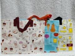 Trader Joe's ギフトバッグ3枚セットのサムネイル