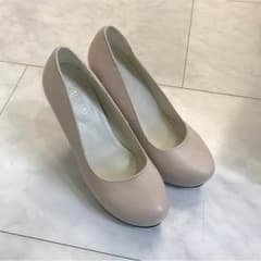 パンプス ピンクベージュのサムネイル