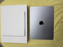【ジャンク】MacBook Air M2 13.6インチのサムネイル