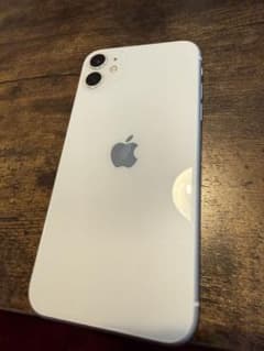 Apple iPhone 11 ホワイトのサムネイル