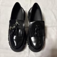 Max Mara Weekend ブラック タッセル付きローファーのサムネイル