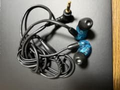 SHURE se215 イヤホンのサムネイル