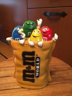 エムアンドエムのサムネイル