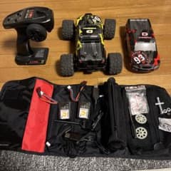 DEERC ラジコンカーのサムネイル