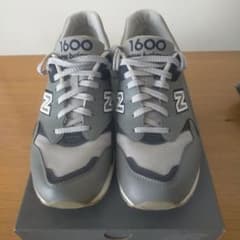 め*れ様 値下げ★New Balance CM1600LG 27.5cmのサムネイル