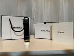 【ラッピング付き新品未使用】CHANEL ユイル ア オングル ネイルオイルのサムネイル
