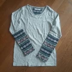 新品　BLUE　カットソーのサムネイル