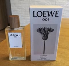 【国内正規品】LOEWE 001 WOMAN 香水 100ml ユニセックスのサムネイル