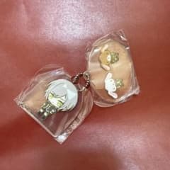 プロセカ×サンリオ 日野森志歩 アクリルキーチェーン - メルカリ