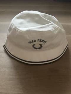 美品　FRED PERRY ×BEAMS 別注バケットハット ホワイトのサムネイル