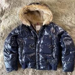MONCLER ネイビー ダウンジャケット サイズ2のサムネイル