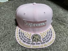 Supreme Undisputed Box Logo New Era Pinkのサムネイル