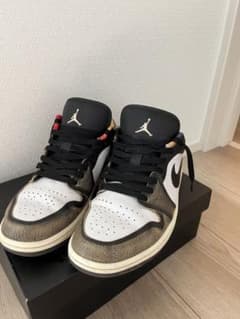 NIKE AIR JORDAN 1 LOW SE Wear Awayのサムネイル