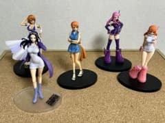 ワンピース フィギュア 5体セット - メルカリ