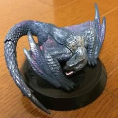 ナルガクルガ希少種 モンハンフィギュアのサムネイル