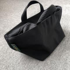 エルベシャプリエ　黒　美品のサムネイル