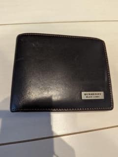 バーバリーブラックレーベル 二つ折り財布 中古のサムネイル