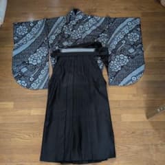 黒の花柄 着物・袴4点 セット レディース卒業式（週末セール） - メルカリ