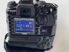 コニカミノルタ α-7 Digital +VC-7D縦グリップのサムネイル