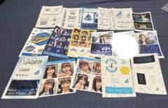 日向坂　ステッカー＋会場特典のサムネイル