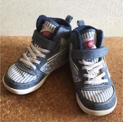 VANSスニーカー18のサムネイル