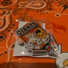 【非売品】ジャイアンツ×ポケモン オリジナルピンズ 巨人 ヒバニー ピカチュウのサムネイル