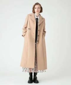LOULOU WILLOUGHBY ベージュ　ロングコート【限定値下げ】のサムネイル