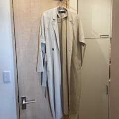 ZARA ベージュ トレンチコート Mサイズのサムネイル