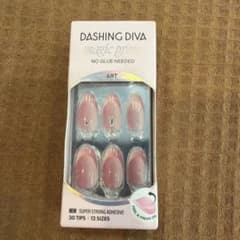 DASHING DIVA Magic Press ピンク　ネイルチップのサムネイル