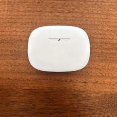 JBL ワイヤレスイヤホン 本体 ホワイトのサムネイル