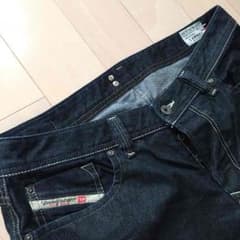 ＊専用＊DIESEL ストレートデニムのサムネイル