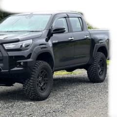 トヨタ ハイラックス GR 純正オーバーフェンダー - メルカリ