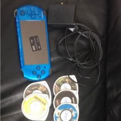 PSP(ACアダプタ＋ソフト５本)のサムネイル