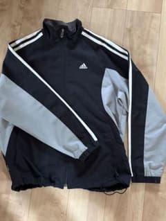 adidas ジャケットのサムネイル