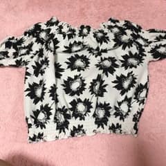 花柄 レディース トップスのサムネイル