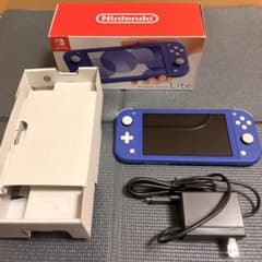 Nintendo Switch Lite ブルー 本体のサムネイル