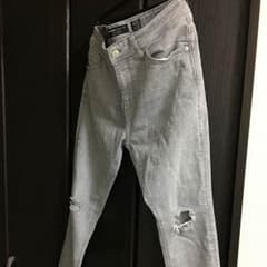 ZARA、好きな方など！Bershka Denim スキニーフィットのサムネイル