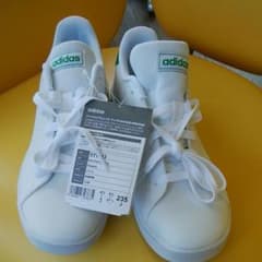 adidas スニーカー  23.5のサムネイル