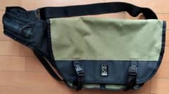 CHROME MINI METRO MESSENGER BAG