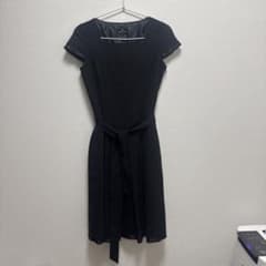 Karl Park Lane 黒 ひざ丈ワンピース 半袖のサムネイル