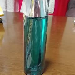 メナード　薬用ビューネのサムネイル