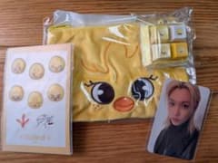 Stray Kids BbokAri ポーチ キーキャップ フォトカード　シールのサムネイル