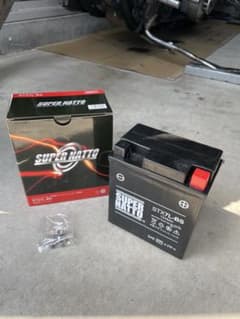 バイク用　バッテリー　7LBS 未使用のサムネイル