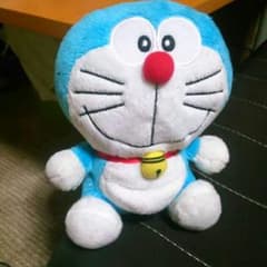 ドラえもん　ぬいぐるみ　送料込みのサムネイル